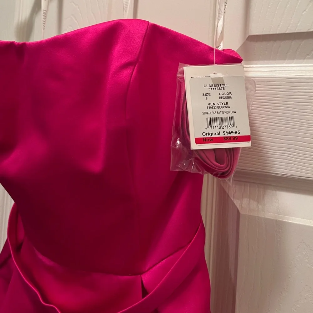 Formal Dress - Picture 1 of 5